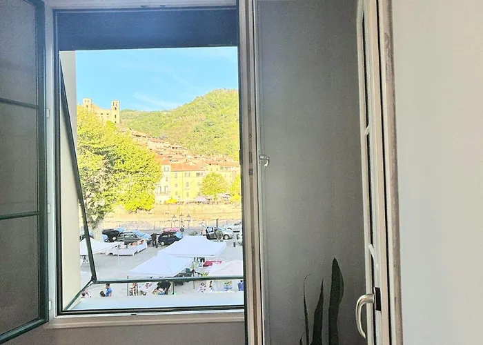 Casa Jolie - Vista Castello